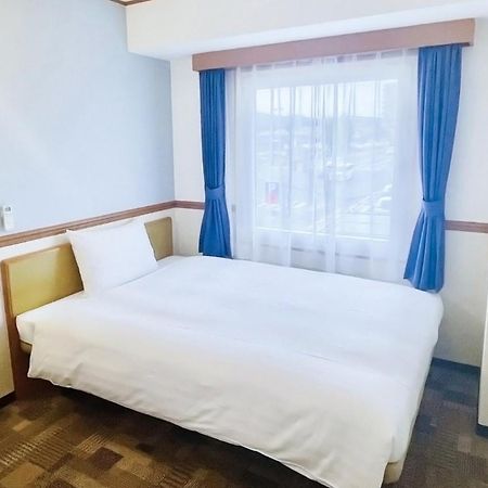 Toyoko Inn Higashi Hiroshima Ekimae Exterior foto
