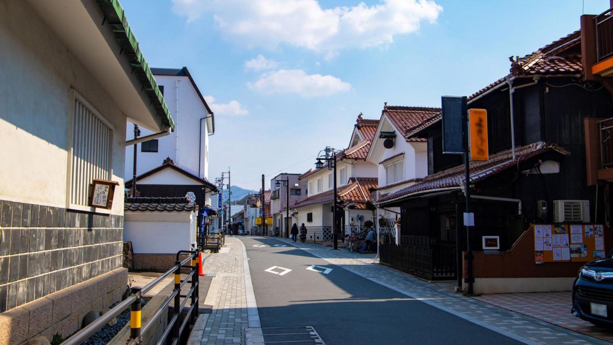 Toyoko Inn Higashi Hiroshima Ekimae Exterior foto