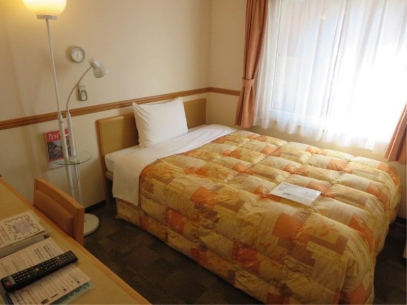 Toyoko Inn Higashi Hiroshima Ekimae Exterior foto